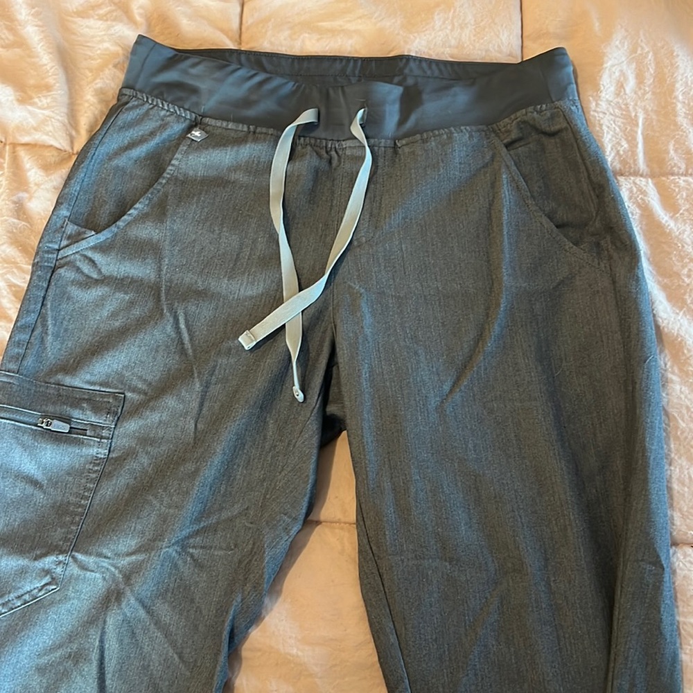 Figs graphite jogger scrub pant